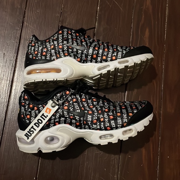 Nike Air Max Plus TN “Just Do It” print Size 7.5 - Picture 7 of 8